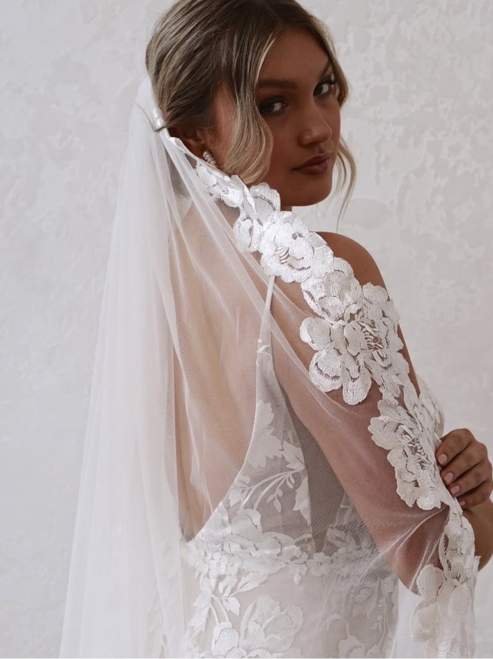 MWL Elsie Veil